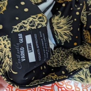 Constantly varied gear fineapple leggings